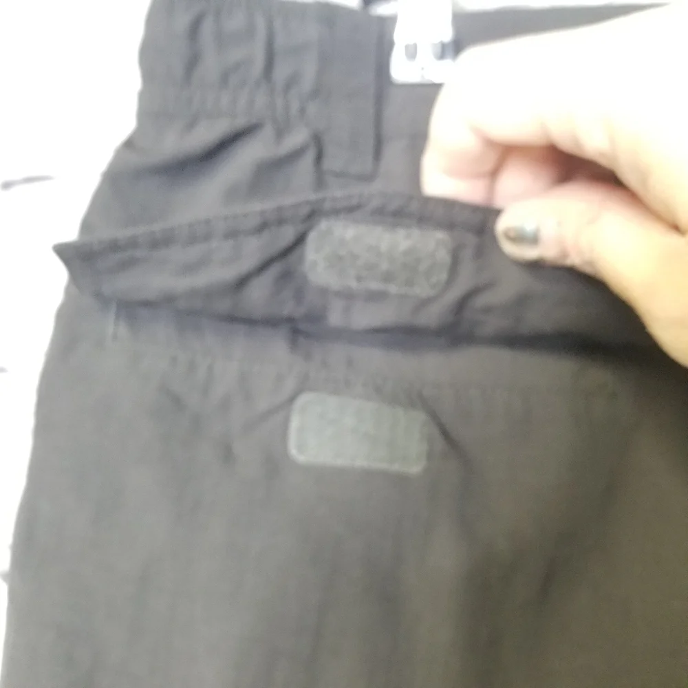 Eddie Bauer gray nylon cargo shorts